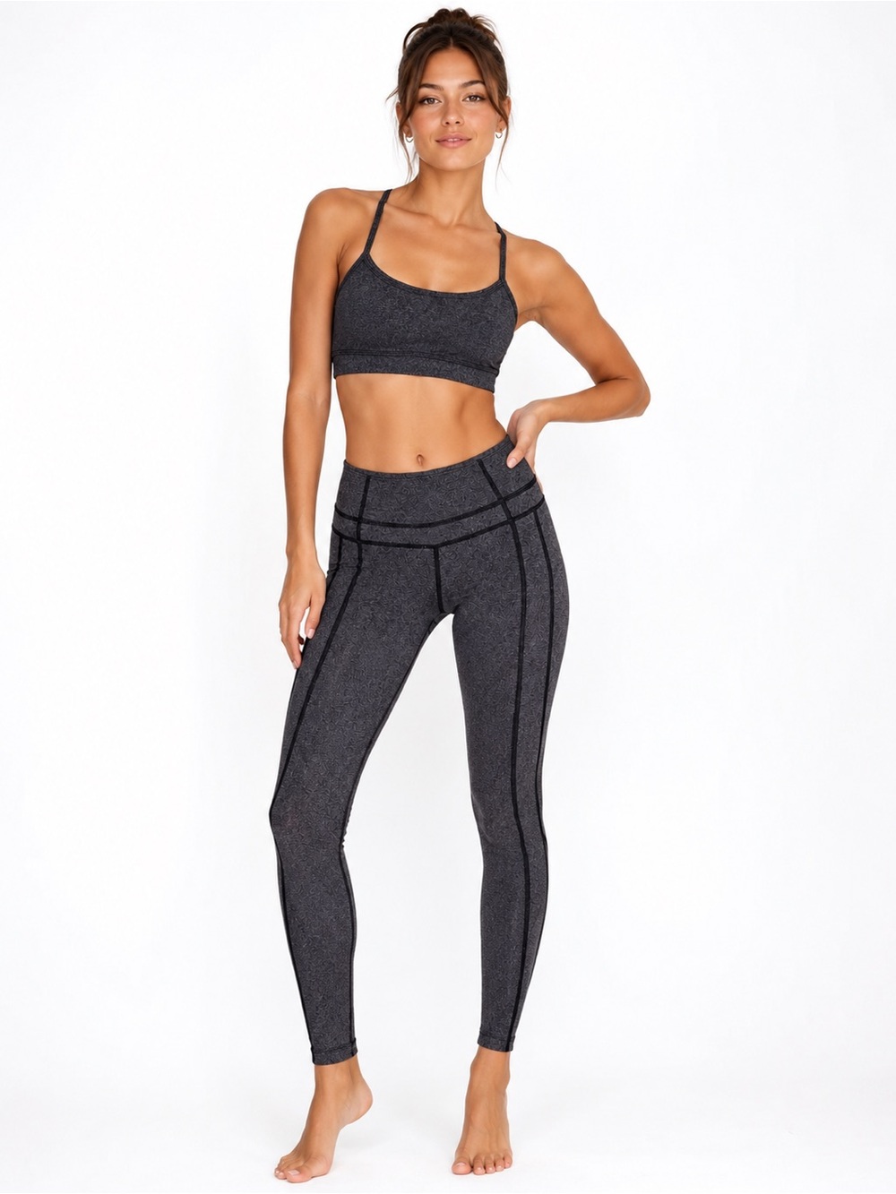 VIMMIA Womenโs 2 Piece Activewear Set High-Rise Seam Detail Charcoal Leggings